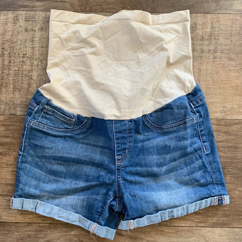 denim full panel maternity shorts What’s Kickin - Picture 1 of 4
